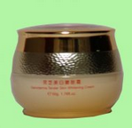 天然植物灵芝美白嫩肤霜图1