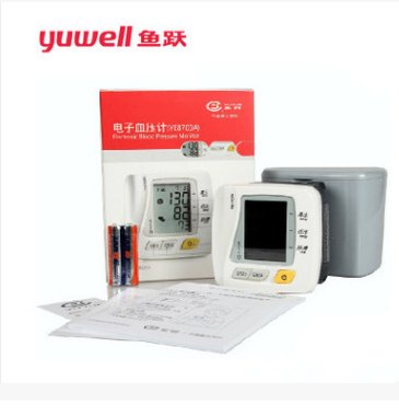 鱼跃电子血压计YE8700a手腕式家用血压仪全自动医用测血压