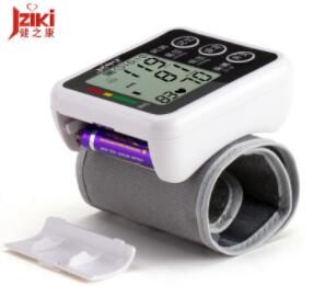 JZIKI/健之康腕式家用智能语音电子血压计图1