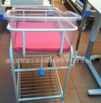 订制优质 钢喷塑 医用婴儿床图2