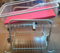 订制优质 钢喷塑 医用婴儿床图3