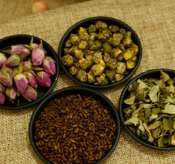 青春塘 玫瑰荷叶茶 三角袋泡茶 养生保健 花茶OEM 定制代加工图1