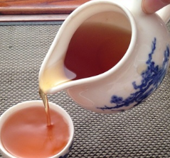 厂家定制直销福鼎白茶高山生态老白茶茶饼散装茶叶特级福鼎老白茶